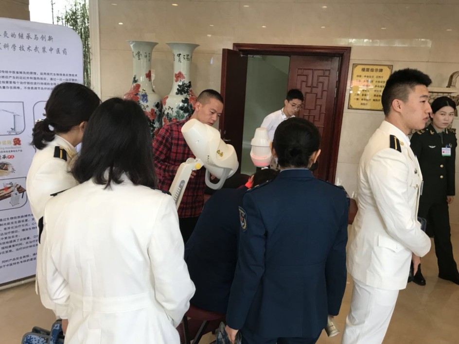 圖形2-3.jpg 圖形2-3.jpg